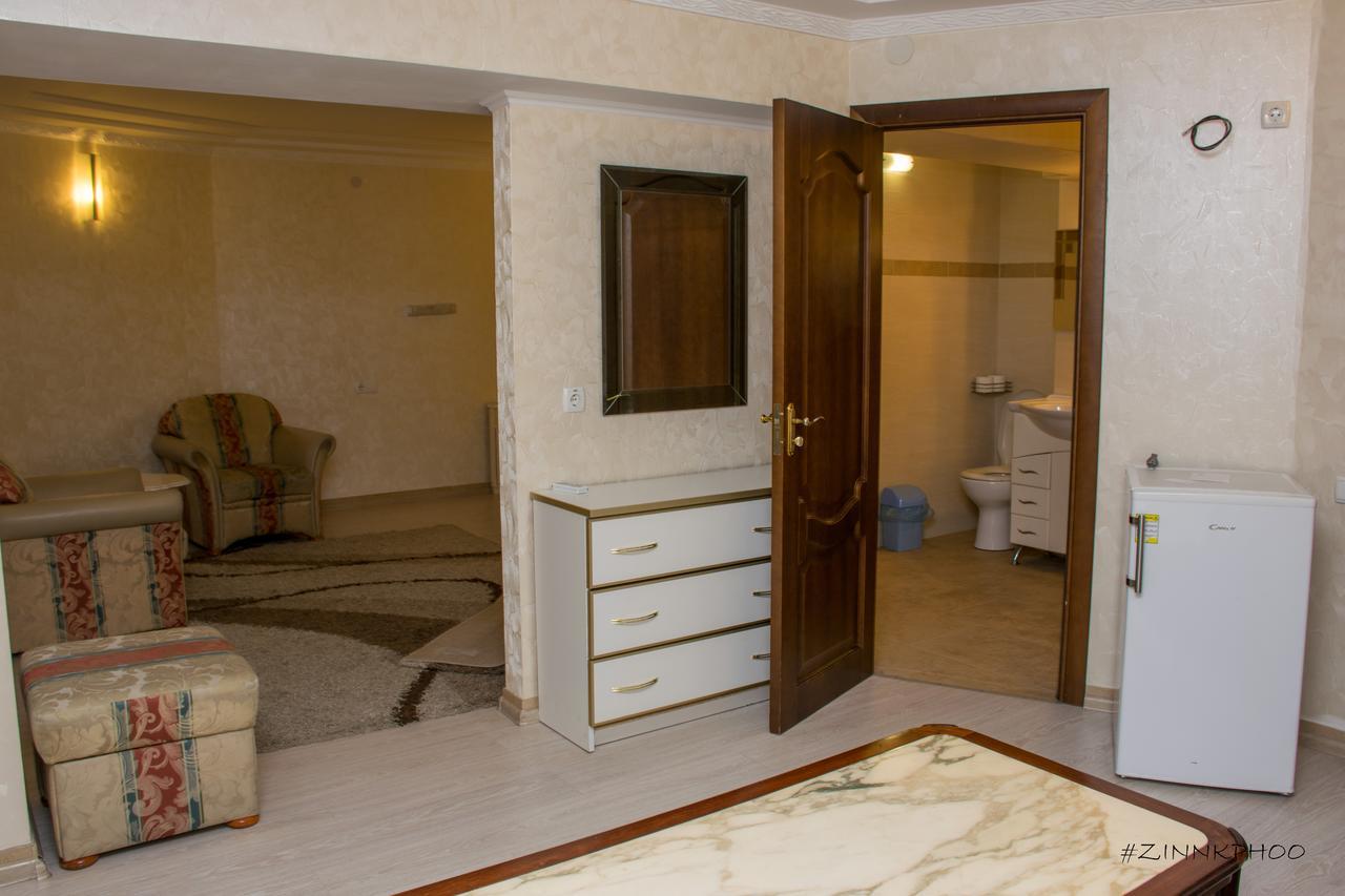 Kedem Hotel Lipiny Bagian luar foto